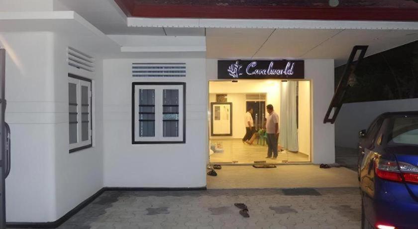 Coralworld Hotel Mirissa Exterior photo
